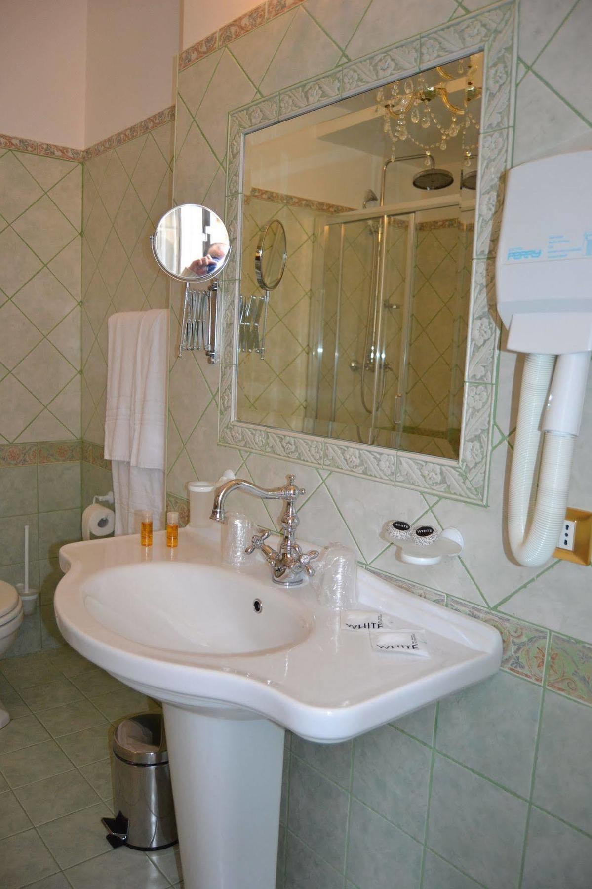 Sleep In Rome Ludovisi Bed & Breakfast Exterior photo